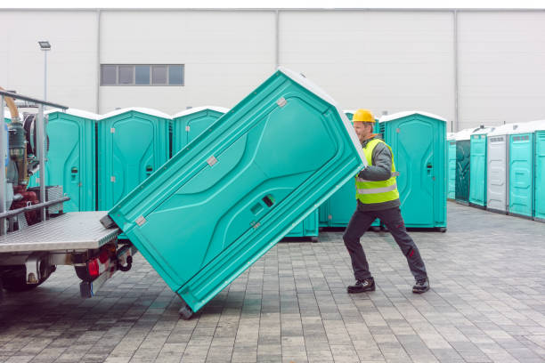 Best Porta potty delivery and setup  in Comstock Northwest, MI