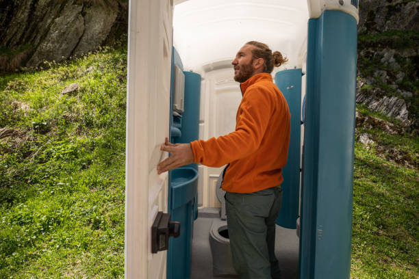 Best Emergency porta potty rental  in Comstock Northwest, MI