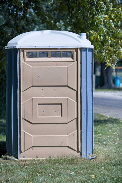 Best Temporary restroom rental  in Comstock Northwest, MI